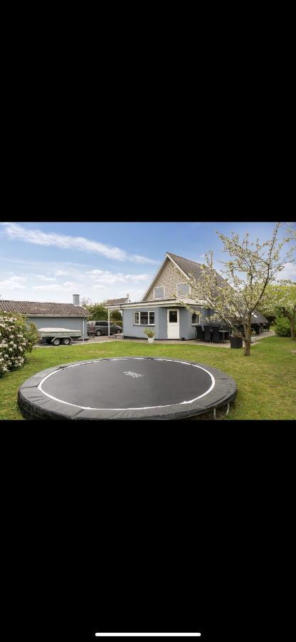 Big Villa In Stege Near Mons Klint With Trampolin Екстер'єр фото